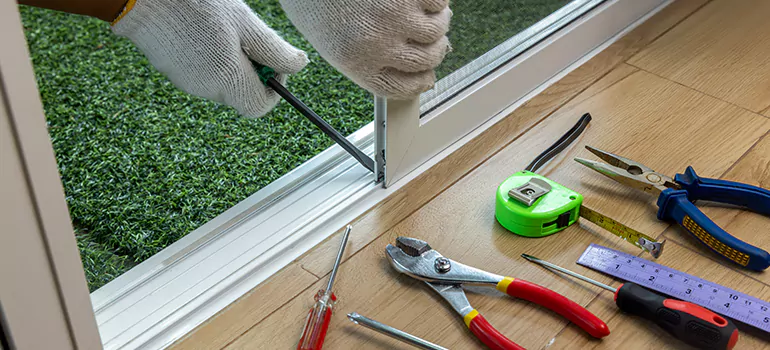 Window Hinge Repair in Alafaya, FL